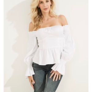 🤍 guess Mattie off the shoulder top